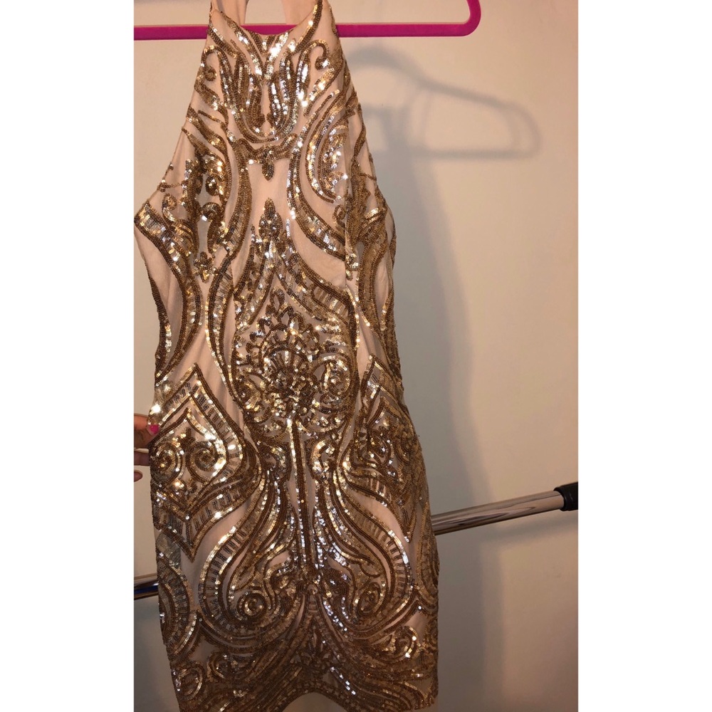 Formal Dress (Homecoming) - Picture 2 of 4